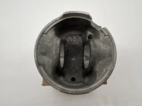 Piston moteur HDJ100 avec refroidisseur EGR - Marquage 2 - Cote standard