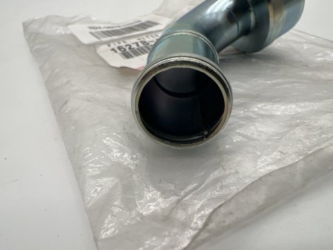 Tube rigide liquide de refroidissement bloc moteur HDJ80 HDJ100 HZJ7