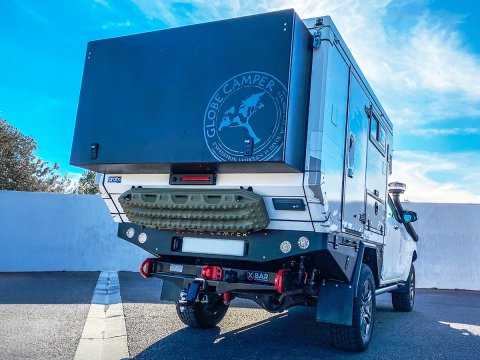 Attelage spécifique avec carré 50mm intégré Toyota Hilux Revo Hayman Reese