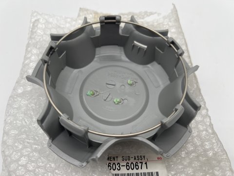 Cache moyeu jante aluminium 17 pouces HDJ100 05/2005+