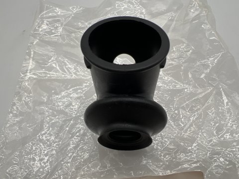 Cache poussière rotule de direction démontable côté gauche Land Cruiser