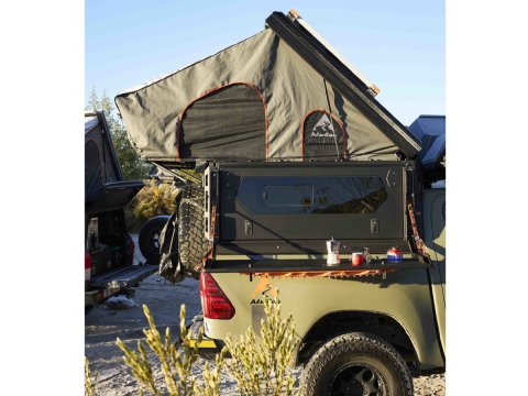 Kit de conversion Alu-Cab ModCAP en Compact Camper