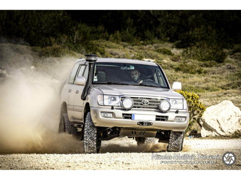 Platine de treuil intégrée au pare-chocs d'origine pour Toyota HDJ100