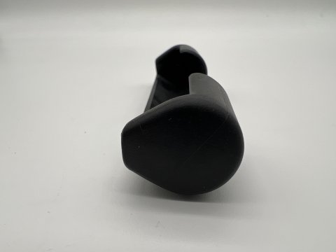Cache plastique de charnière de porte arrière inférieure Série 7