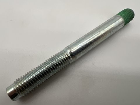 Boulon de fixation de nez de pont arrière sur corps de pont longueur 91.4mm