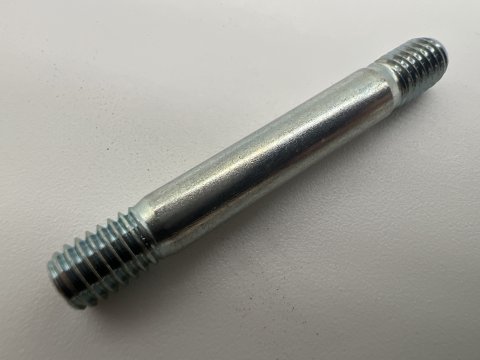 Goujon de fixation de cache culbuteur côté tablier HZJ7 HDJ80 12s