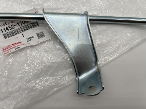 Guide de jauge de niveau d'huile moteur HDJ100 et HZJ7 1999+