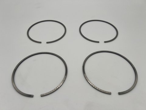 Jeu de segments pour 4 pistons KDJ15 190cv et Hilux Vigo 3.0D4-D