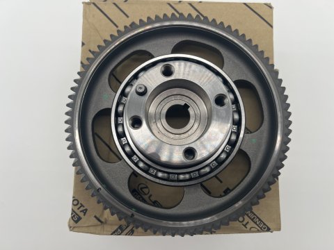 Pignon de pompe à injection dans carter de distribution KDJ12 166cv KDJ15 173cv 190cv