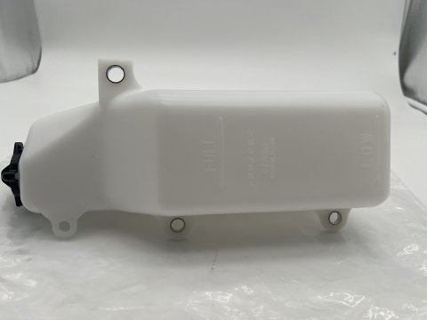 Vase d'expansion liquide de refroidissement HZJ7