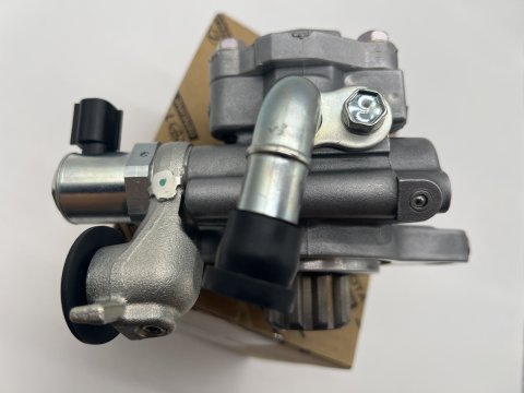 Pompe de direction assistée Land Cruiser KDJ150
