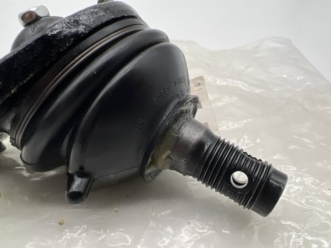 Rotule supérieure triangle suspension avant droit Hilux Runner IFS 1989-2004
