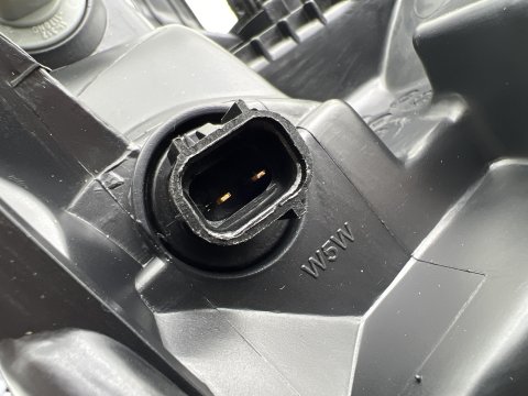 Optique avant gauche Hilux Vigo 2012-2015 - Réglage manuel ou électrique