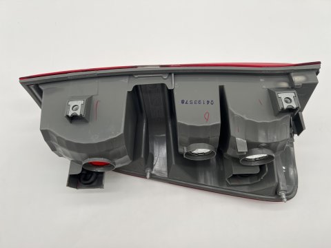 Feux arrière droit Hilux Vigo 2012-2015