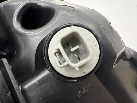 Optique avant gauche Xenon Mitsubishi Pajero IV 2007-2018