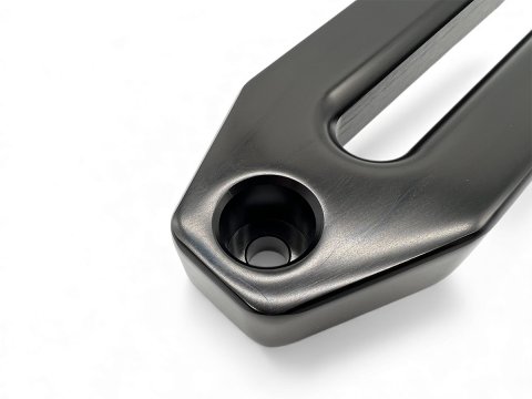 Ecubier aluminium noir pour corde de treuil synthétique N4-Offroad