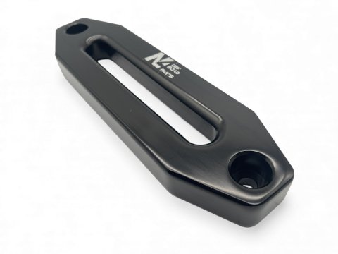 Ecubier aluminium noir pour corde de treuil synthétique N4-Offroad