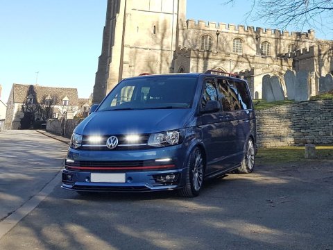 Kit intégration calandre Lazer ST4 evo pour Volkswagen Transporter T6 Highline