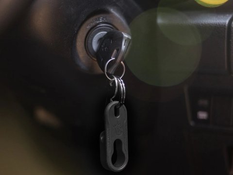 Porte-clés de serrage et desserrage de goupilles Maxtrax noir