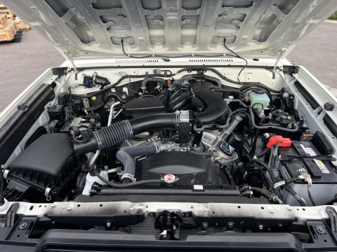 Toyota Land Cruiser 2025 GRJ71 V6 4.0L 228cv 40ème anniversaire