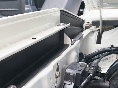 Kit habillages latéraux interne compartiment moteur série 7 2024+