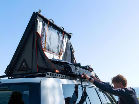 Tente de toit Alu-Cab noire RT-2S