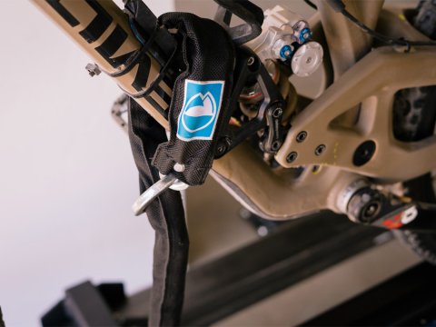 Porte vélo sur attelage Rocky Mounts Guide Rail