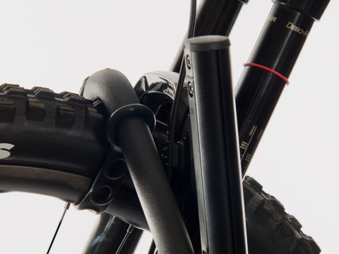 Porte vélo sur attelage Rocky Mounts High Noon FC