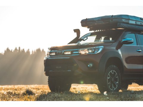Kit intégration calandre Lazer Triple-R pour Hilux 2017-2020 - Triple-R 750