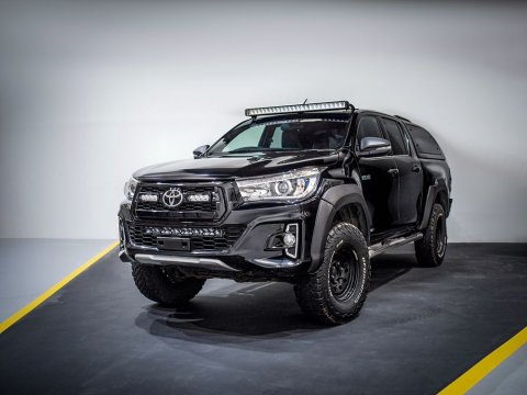 Kit intégration de toit Lazer Toyota Hilux - 65mm Height (for Linear 42 or Triple-R 24)