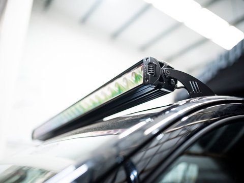 Kit intégration de toit Lazer Toyota Hilux - 65mm Height (for Linear 42 or Triple-R 24)