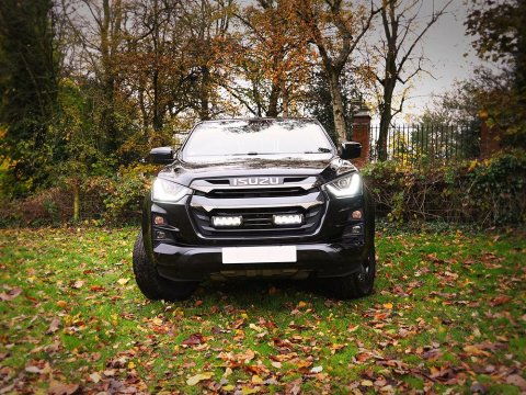 Kit intégration calandre Lazer Isuzu D-Max (2023-2024) - Triple-R 750