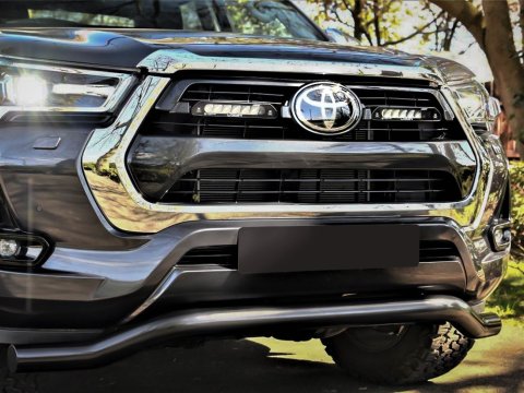 Kit intégration calandre Lazer Toyota Hilux (Active Icon and Invincible Models) (2021+) Linear-6 Elite