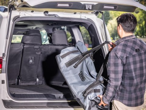 Tapis de coffre ARB renforcé spécifique Toyota Land Cruiser 300