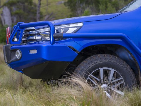 SUMMIT F/RAIL W/BODY HILUX BLK - 15ON SUIT