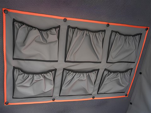 Toit relevable Alu-Cab Silenus pour INEOS Grenadier.