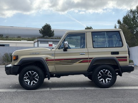 Toyota Land Cruiser 2025 GRJ71 V6 4.0L 228cv 40ème anniversaire