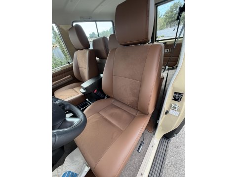 Toyota Land Cruiser 2025 GRJ71 V6 4.0L 228cv 40ème anniversaire