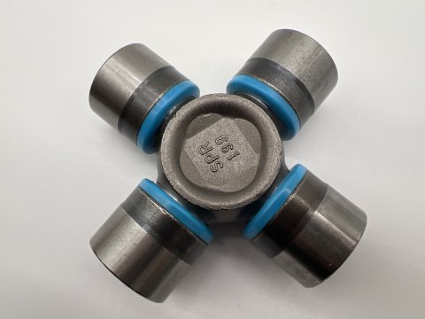 Croisillon arbre transmission arrière Hilux Revo 30x93