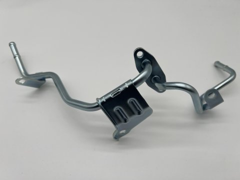 Conduite sur turbo alimentation huile turbo droit VDJ200