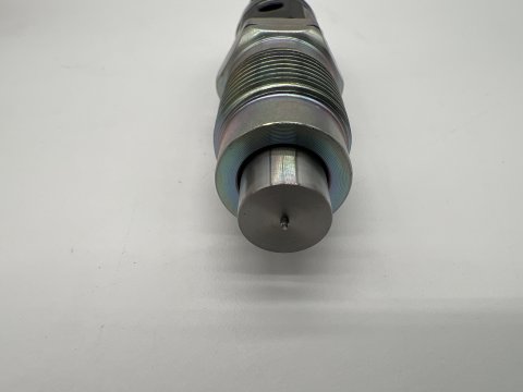 Injecteur NEUF Denso complet KZJ7 KZJ9