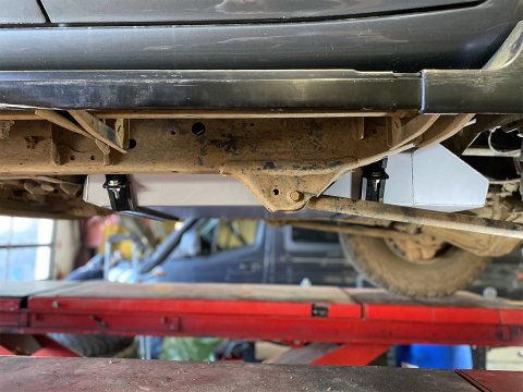 Reservoir remplacement Diesel LRA Toyota Landcruiser HDJ100 144L