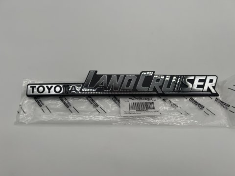 Monogramme chromé logo TOYOTA LAND CRUISER aile avant