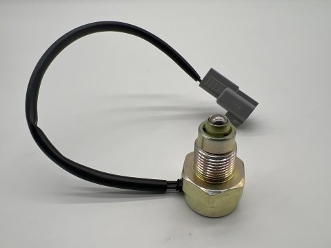 Contacteur de marche arrière sur boite de vitesses Land Cruiser