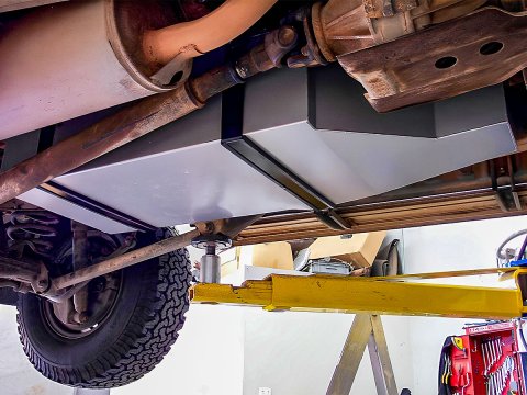 Reservoir LRA Toyota Landcruiser HDJ80 140L remplacement - boite automatique
