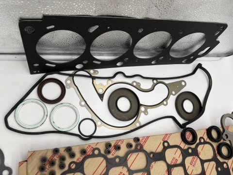 Pochette de joints complète moteur 1UZ-FE UZJ100