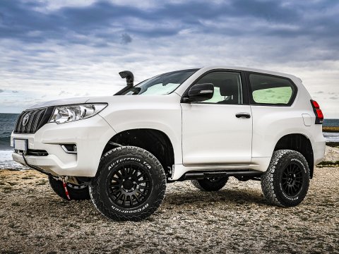 Jante Alu Braid Winrace S Noire 8x17 6x139.7 ET5 Toyota Hilux et Land Cruiser