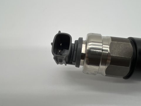 Injecteur NEUF Denso Hilux Vigo 2KD-FTV 2.5D4-D