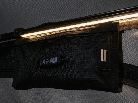 Kit éclairage intérieur à leds James Baroud pour tente de toit gamme Frontier L