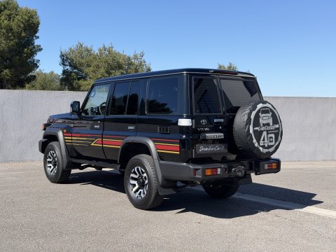 Toyota Land Cruiser 2025 GRJ76 V6 4.0L 228cv 40ème anniversaire